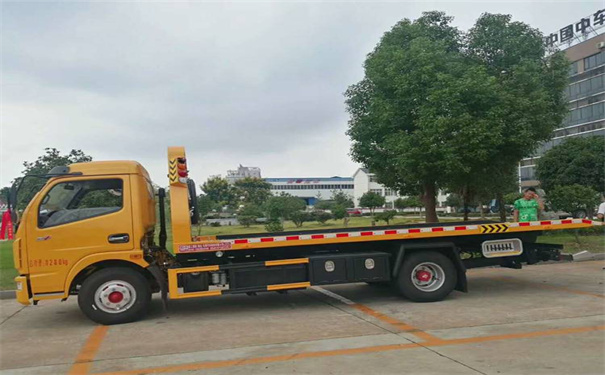 卢湾定远24小时拖车救援电话号码，定远道路救援公司怎么收费的